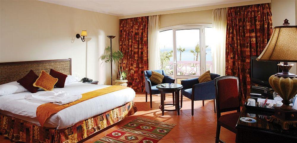 Porto Sokhna Pyramids Apartments Powered By Amer-Group Family Only Ain Sukhna Exteriör bild